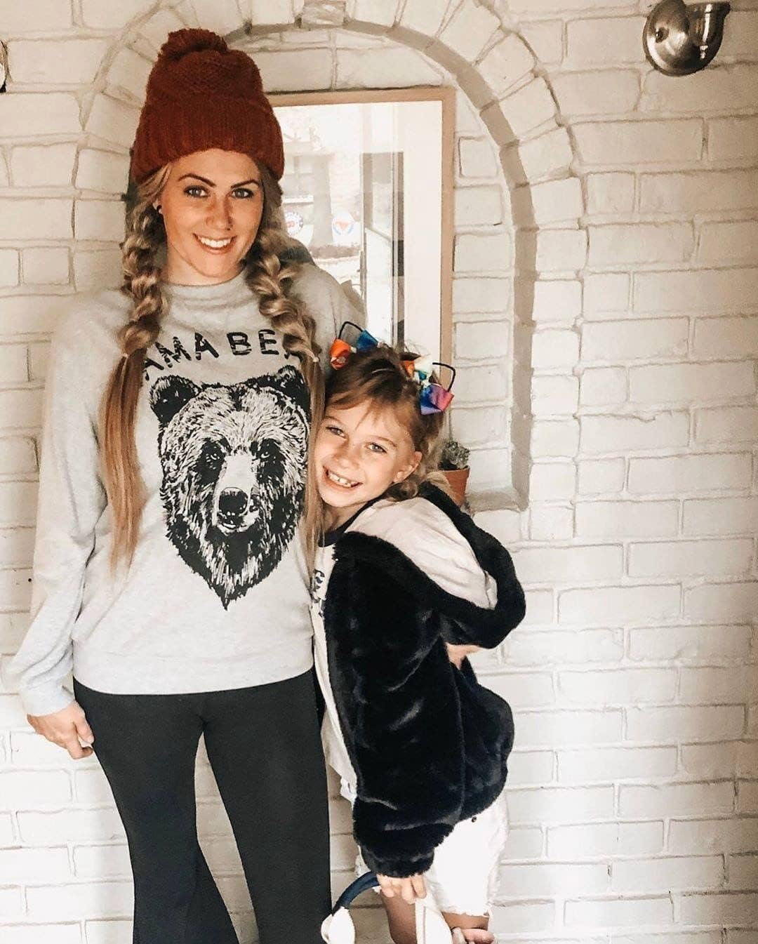 Womens Mama Sweatshirt Crewneck Loose Fit Soft Cute Long Sleeve Tops Ladies Graphic Casual Fall Mom Shirts